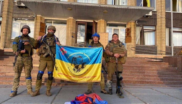 Готовятся к будущему поражению и мобилизации 17-летних: разведчик о ситуации в России