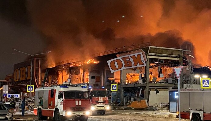 Росіяни почали бунтувати? Стало відомо про причини пожежі в ТЦ 