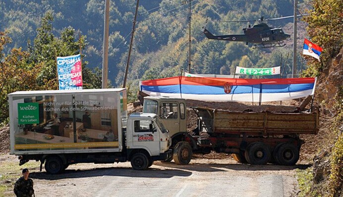 Снова война? В сторону Косово едет сербский спецназ, видео