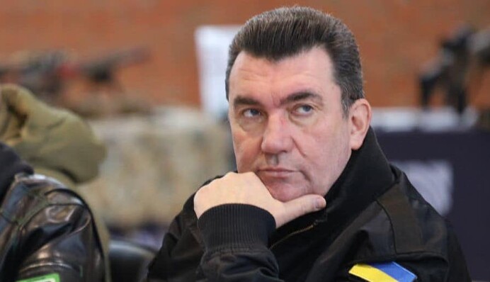 Поки не згорить вся Москва: Данілов розповів, як довго в РФ триватимуть "бавовни"