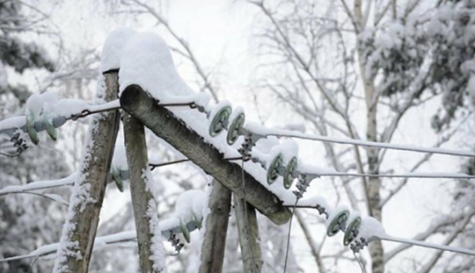 Майже 50% мешканців Київщини залишилися без світла: озвучено причину