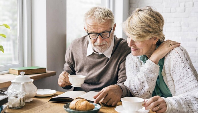 Кому добавили 200, а кому – меньше 10 гривен: кто в Украине получит свыше 50% надбавки к пенсии