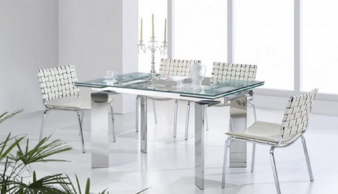 Как сделать стеклянный стол блестящим: простая хитрость