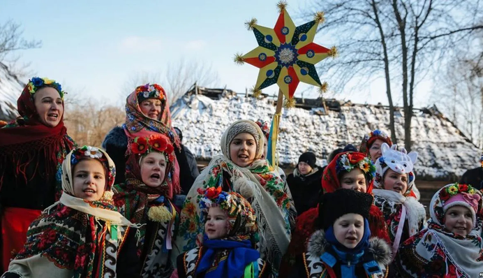 Давні та сучасні колядки: про що співали та співають українці на Різдво Христове