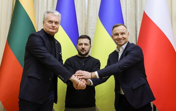 Зеленский встретился во Львове с президентами Польши и Литвы: фото и все подробности