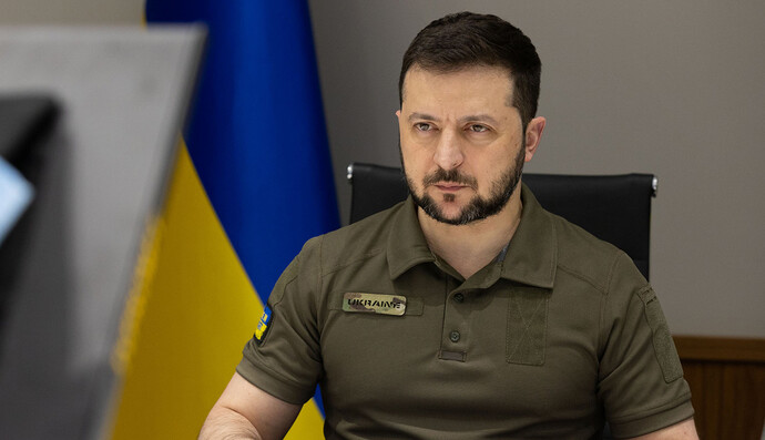 Ідуть важкі бої за Донеччину: звернення Зеленського