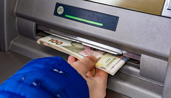 Часть пенсионеров может получить по 20 тысяч гривен: что надо знать