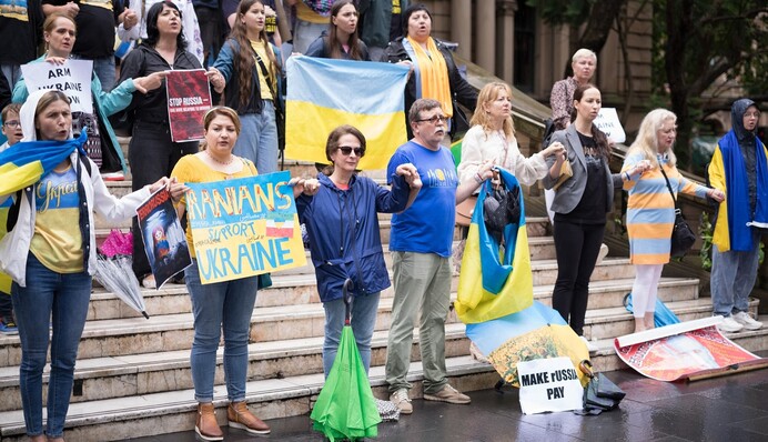 У різних країнах створюють "живі ланцюги" на честь Дня Соборності України: нові фото та відео