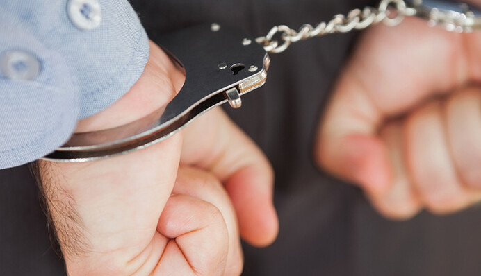 Должны быть по локти в крови: военный рассказал, как нужно бороться с коррупционерами во власти