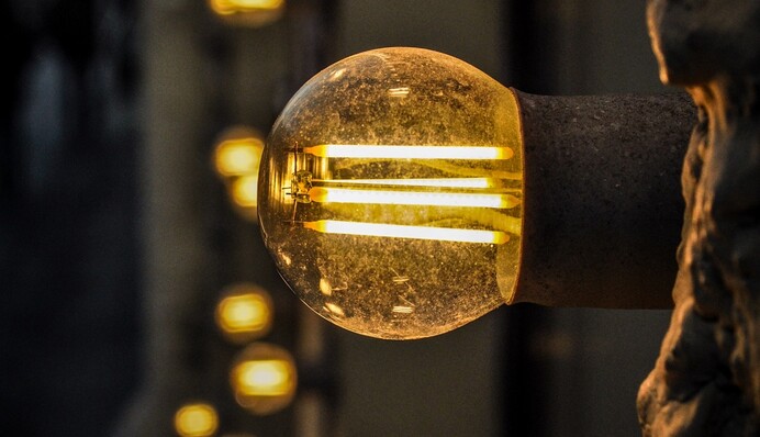 В Україні зменшили ліміти споживання світла: в 