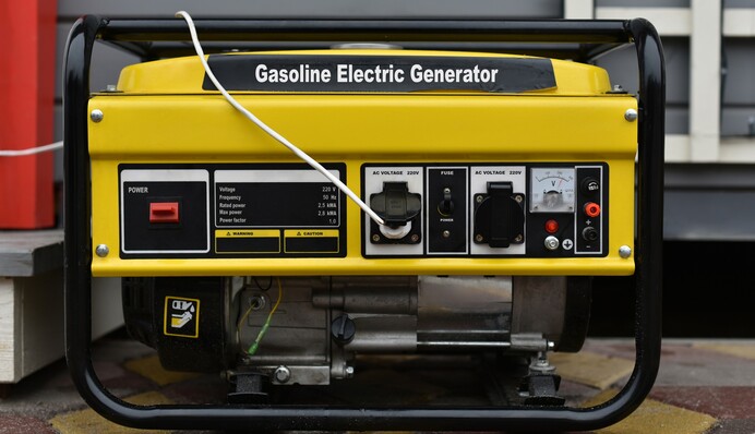 В Україні оновили правила зберігання палива для генераторів: що треба знати