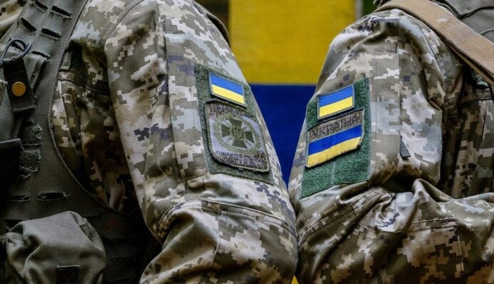 Присваивали донаты на ВСУ: под Киевом задержана группа мошенников, фото