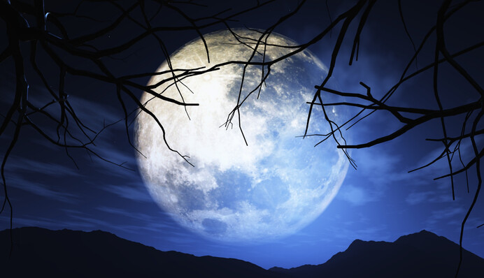 Голодний Місяць 2023: як гадати і що не можна робити на повню 5 лютого