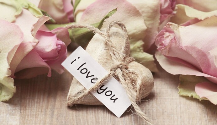 День влюбленных уже близко: чек-лист подарков для второй половинки