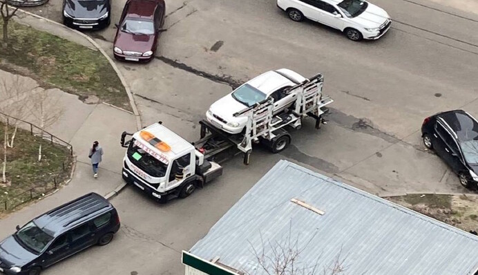 Процедура стала проще: как в Киеве быстрее забрать авто со штрафплощадки