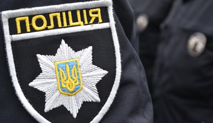 Ради денег набросился с ножом на водителя маршрутки: в Киеве задержали опасного преступника, фото и видео