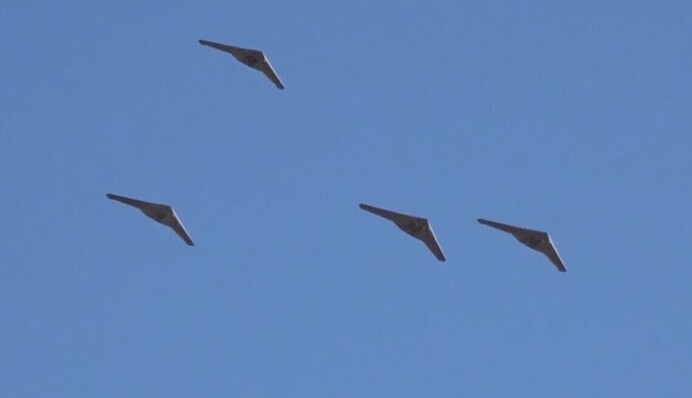 Вони б ще сонячними зайчиками воювали: військовий журналіст про ноу-хау з російськими дронами