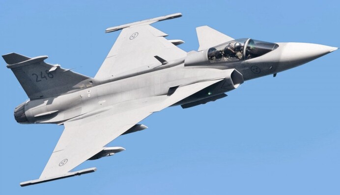 Украина может получить шведские истребители Gripen: в чем их особенность