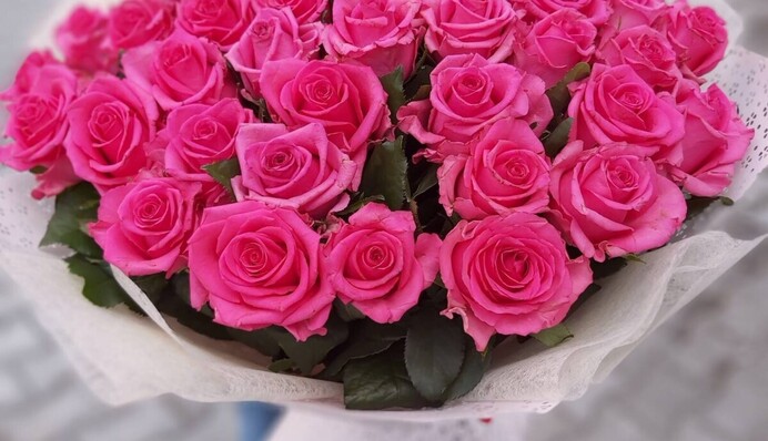 З Днем ангела Ганни: яскраві привітання та листівки