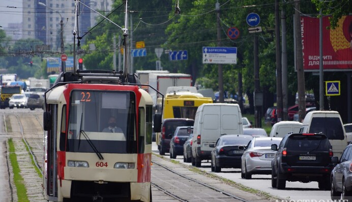 У Києві відновлює роботу електротранспорту: важливі подробиці