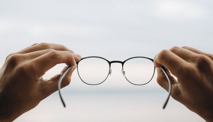 Чи призиватимуть людей з вадами очей: у ЗСУ озвучили відповідь