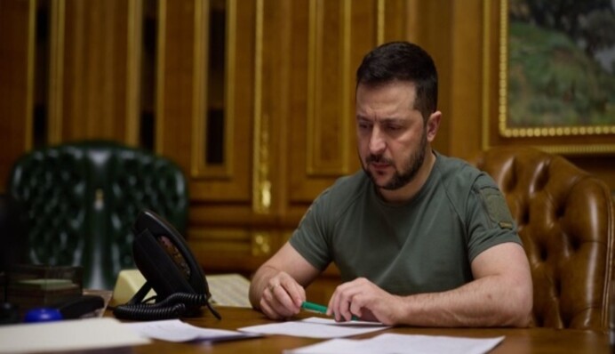 Зеленський зробив крок до повернення декларування майна чиновників та депутатів