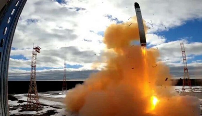 Путин действует по примеру Брежнева: инженер-конструктор пояснил, почему провалился пуск ракеты "Сармат"