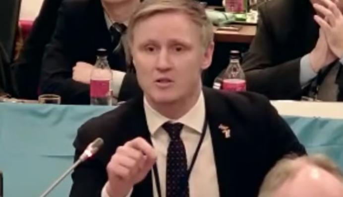 Латвійський депутат відправив делегацію РФ в ОБСЄ за російським кораблем: відео