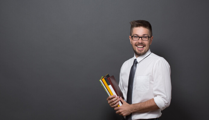 Выдача повесток учителям: ответы на все важные вопросы про мобилизацию