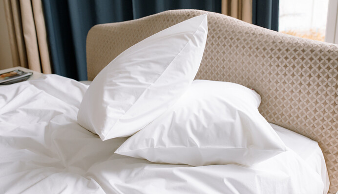 Вернет белизну даже серым простыням: полезное средство