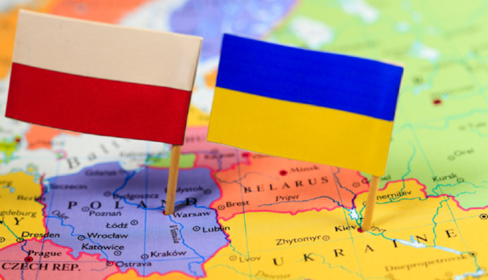 Какие есть варианты пересылки денег из Польши в Украину и наоборот: детальное пояснение