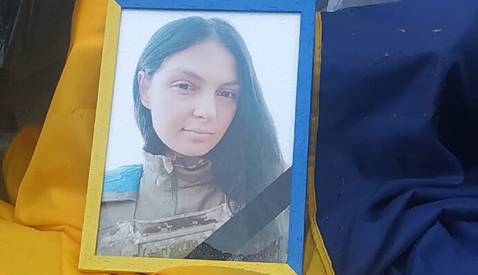 Без мами залишилася 8-річна донька: фото прощання під Києвом із Тетяною Фесенко із позивним 