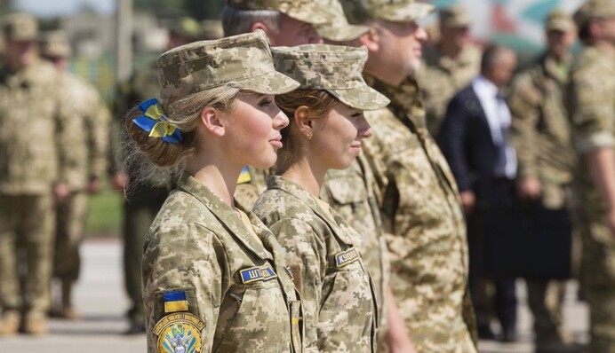 Известная украинка предложила создать женское подразделение: в ВСУ дали ответ