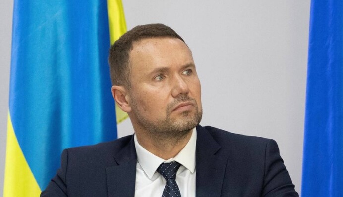 Допустил ошибку: Шкарлет оконфузился в заявлении об отставке