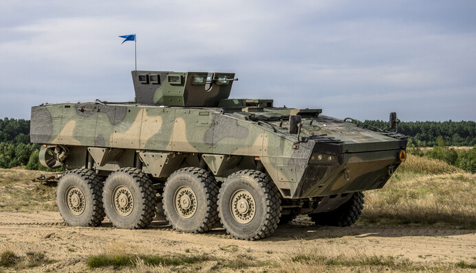 Бронетранспортери Rosomak і не лише: що отримає Україна від Польщі