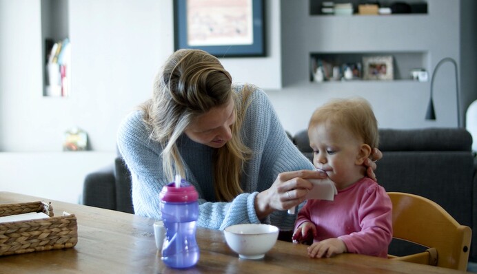 Надається окрема квартира: в Україні няні готові платити 2 тисячі євро