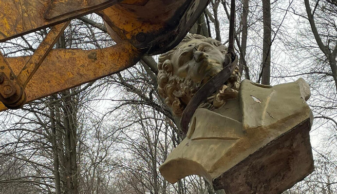 Деколонізації в Україні – бути: підписано важливий закон