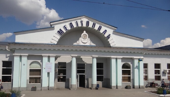 Взорвали тепловоз с "кадыровцами": подробности утренней "бавовны" в Мелитополе