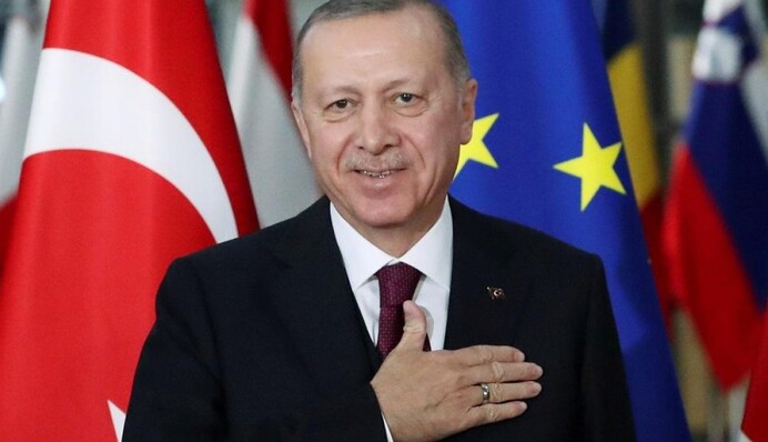 Эрдоган впервые появился на людях после внезапных проблем со здоровьем