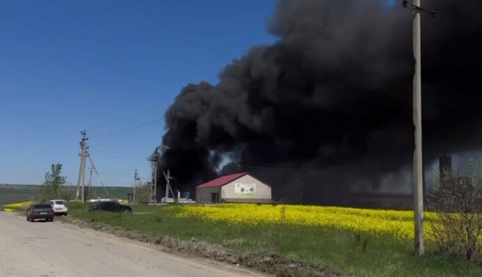 В Росії знову палає: фото і відео масштабної пожежі на Ставропіллі