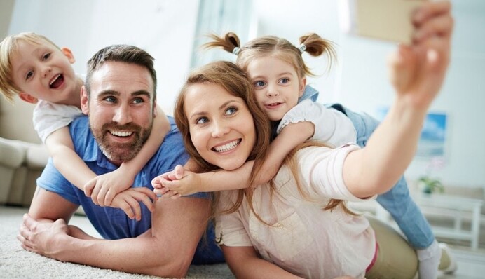 В Україні відзначають Міжнародний день сім’ї: красиві привітання у віршах і листівки