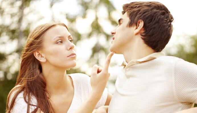 От бешенства до полного спокойствия: как ведут себя знаки Зодиака при измене