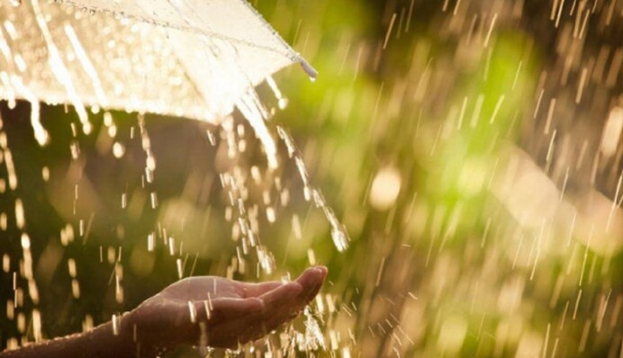 Стовпчики термометрів поповзуть вгору: синоптикиня розповіла, де чекати спеки і гроз