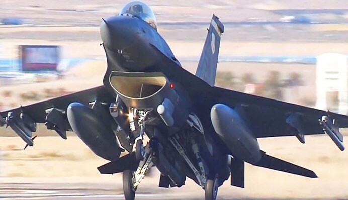 Байден поддержал обучение пилотов ВСУ на F-16: что известно