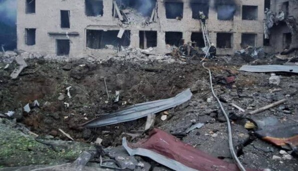 Террористы заявили об ударах по военным объектам: появились фото последствий атаки РФ в Днепре