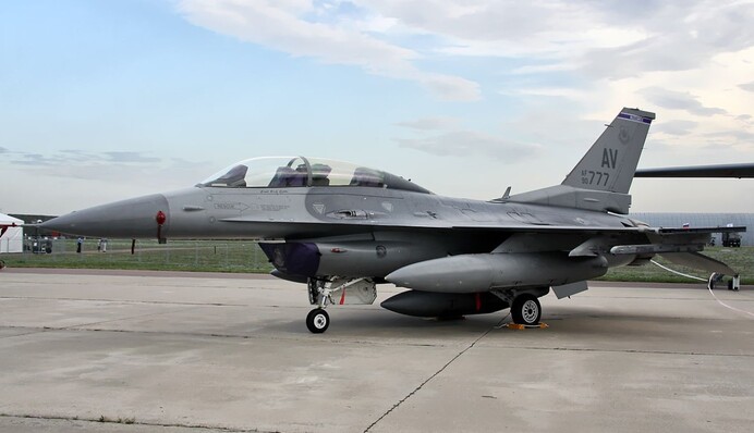 Сколько F-16 может получить Украина: в Воздушных силах дали прогноз
