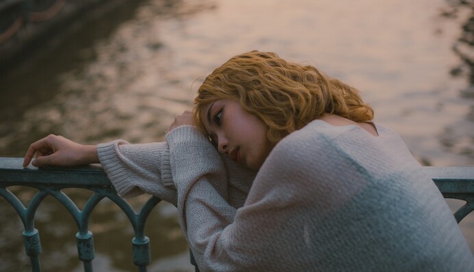 Как в понедельник родились: женщины с этими именами притягивают неприятности, как магнит