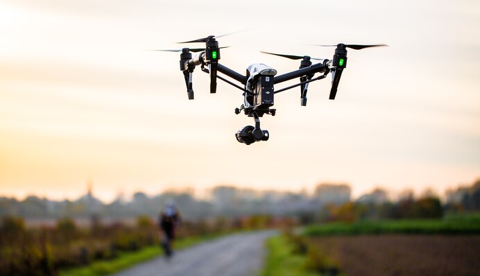 Когда ПВО на всех не хватает: оккупанты заявили, что севастополец сбил дрон палкой