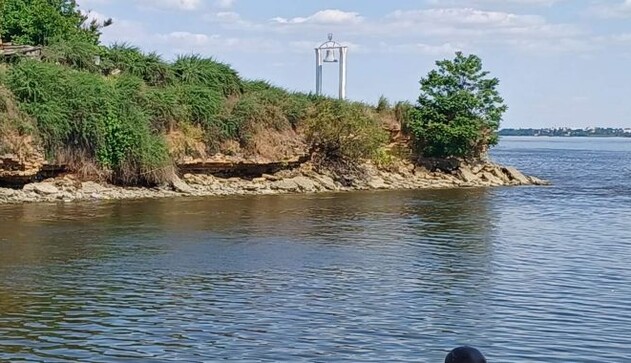 Вода в Каховском водохранилище опускается до критической отметки: как сейчас выглядит левобережье Херсонщины