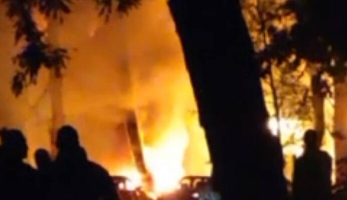 Росіяни вдарили ракетами по будинку в Кривому Розі: є загиблі, під завалами люди, фото